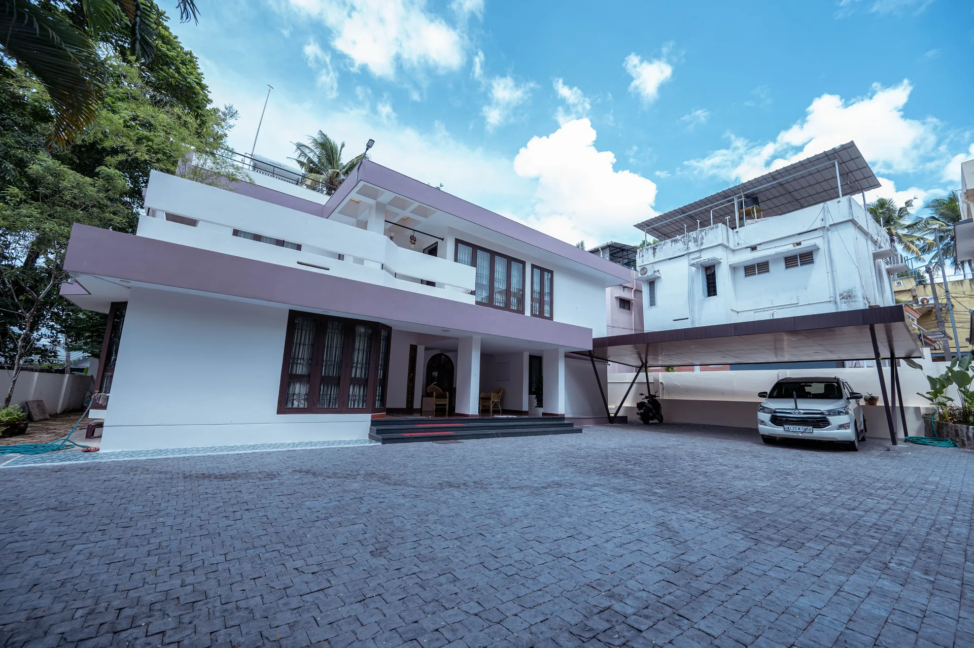 Vattiyoorkavu Residence 18