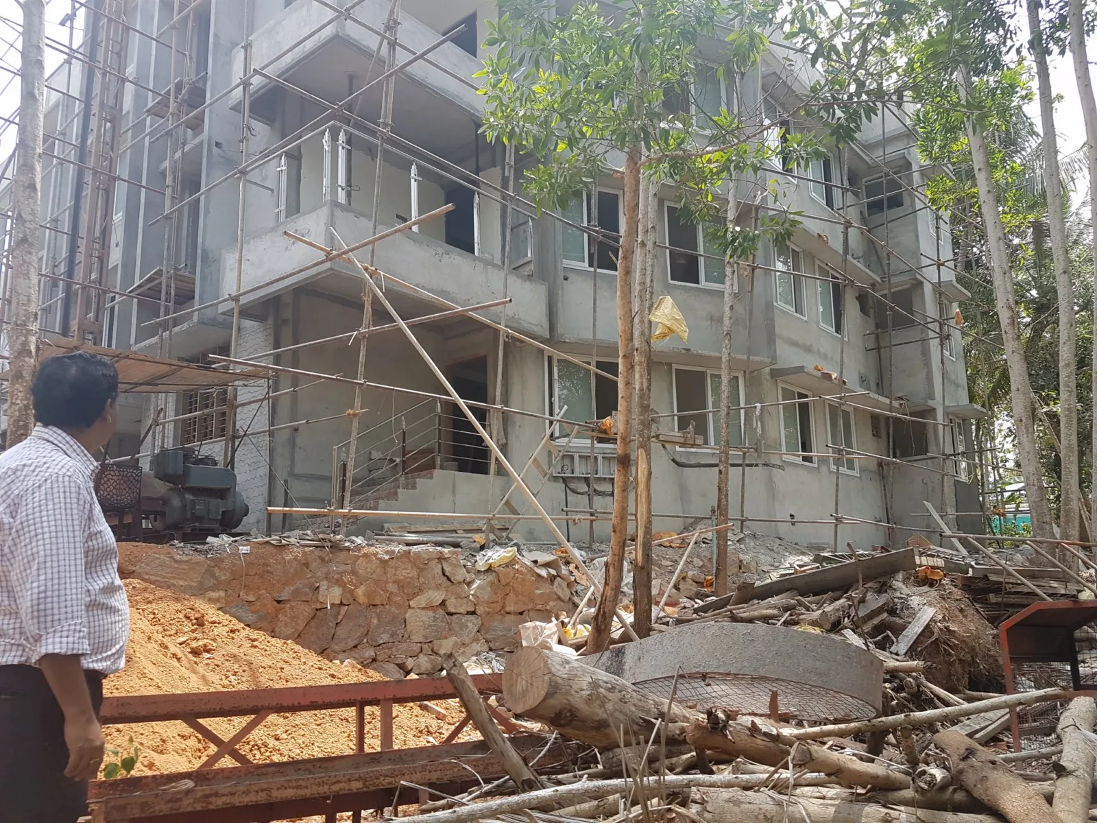 Pullanivila Apartments 1
